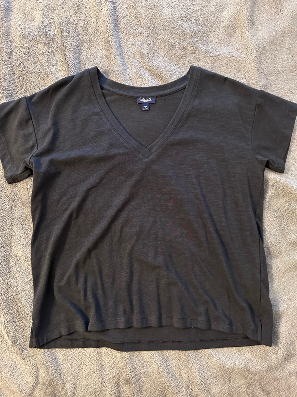 Splendid Black V-Neck Short Sleeve Tee